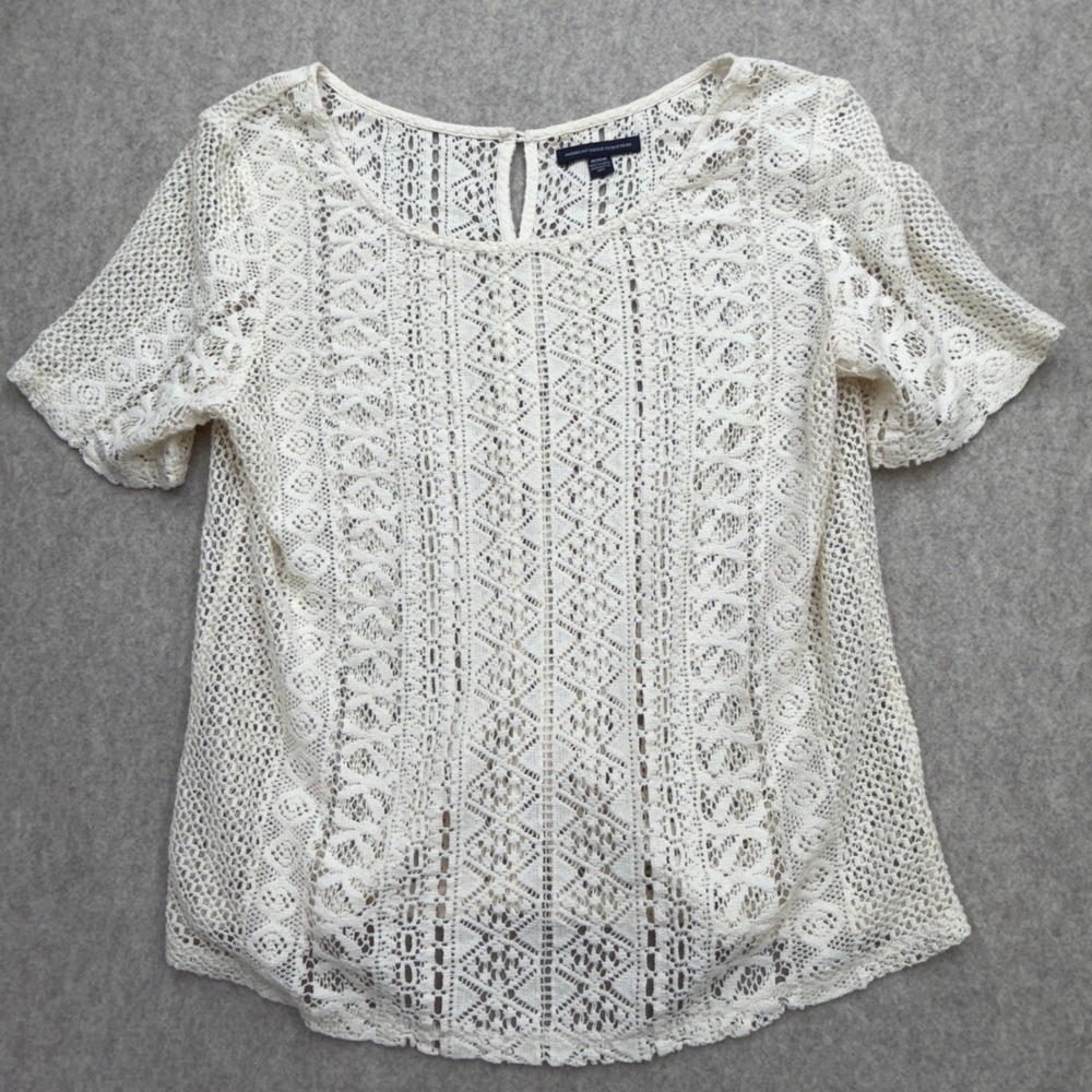 American Eagle Top Women M Crochet Lace Ivory Boho Cottagecore Coquette Granny